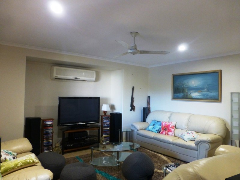 27 Marine Parade, Bucasia QLD 4750
