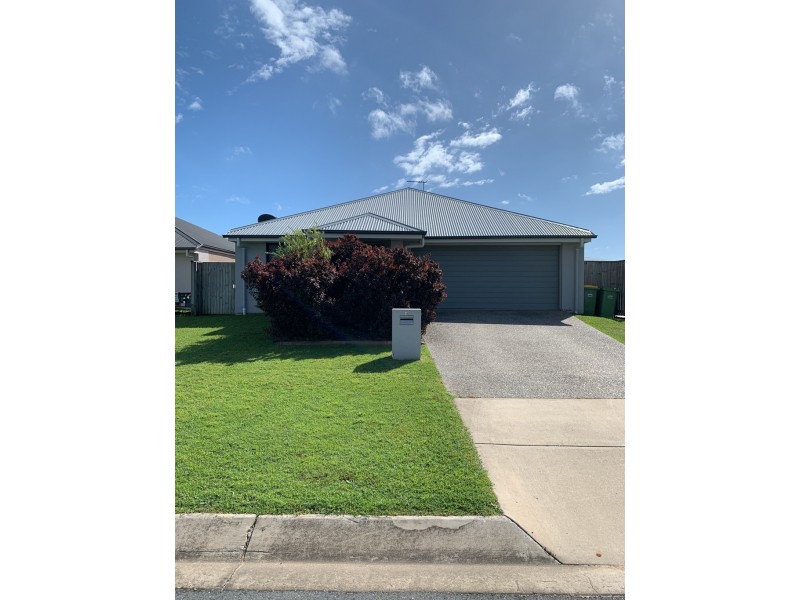 14 Burleigh Court, Blacks Beach QLD 4740