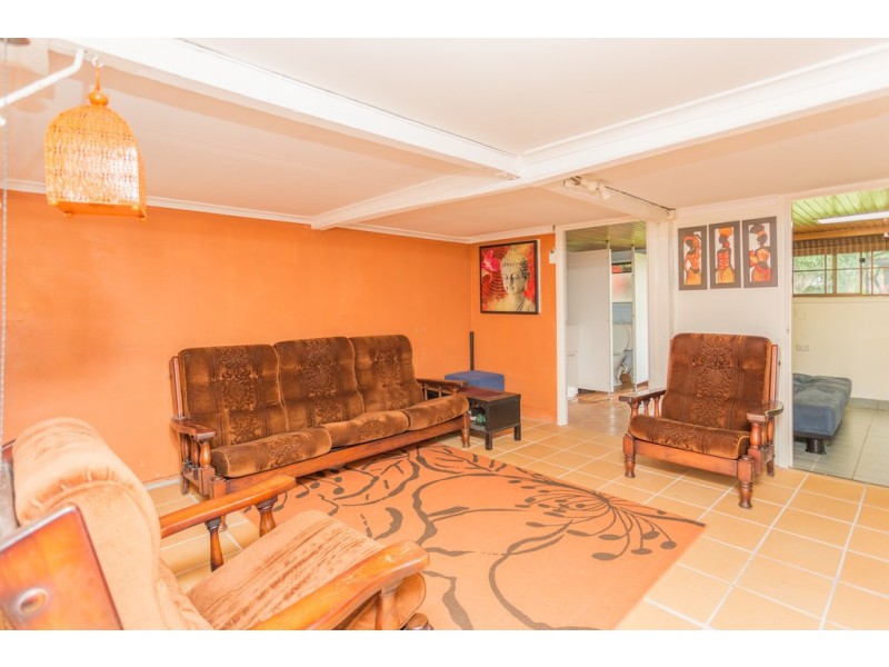 9 Lloyd Street, West Mackay QLD 4740