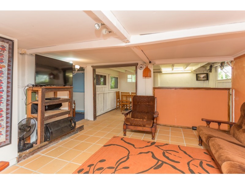 9 Lloyd Street, West Mackay QLD 4740