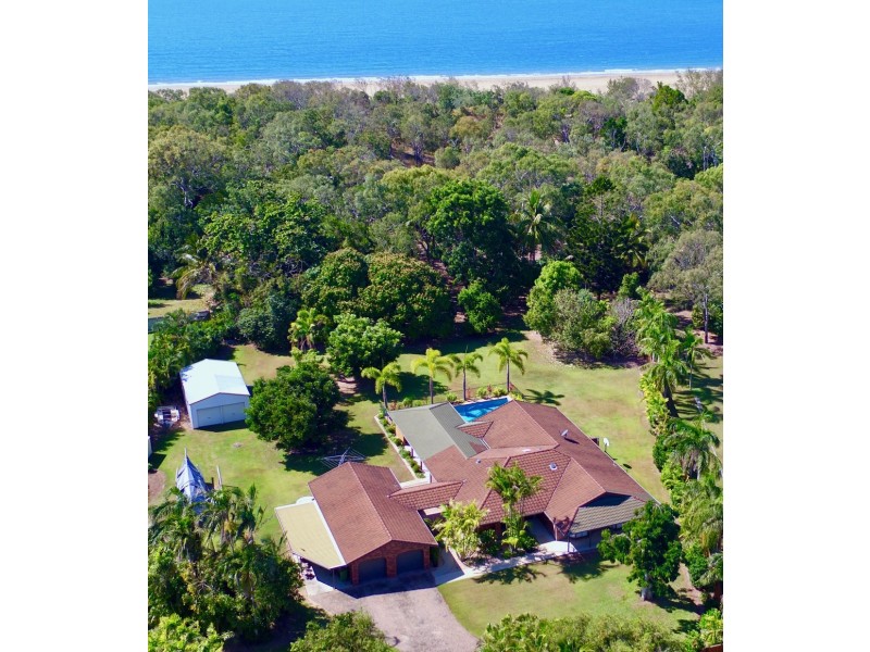 13 Sunset Beach Court, Shoal Point QLD 4750