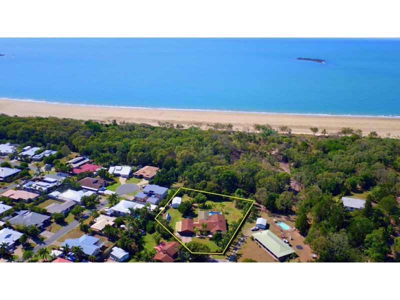 13 Sunset Beach Court, Shoal Point QLD 4750