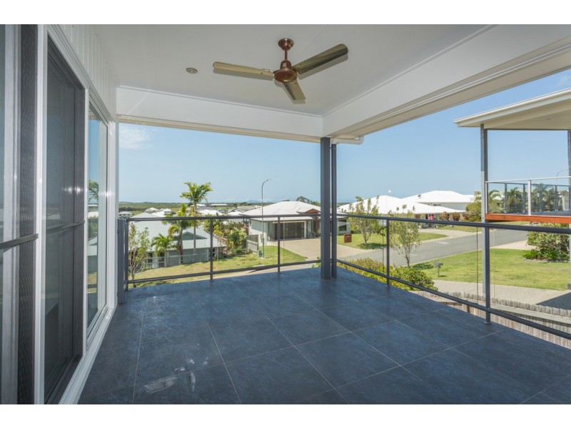 27 Douglas Crescent, Rural View QLD 4740