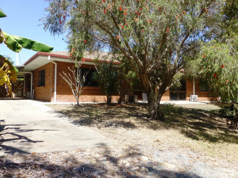 2/4 Mooney Court, Glenella QLD 4740