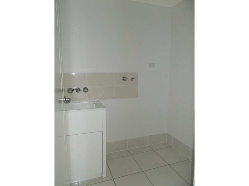 7 Holloways Court, Blacks Beach QLD 4740