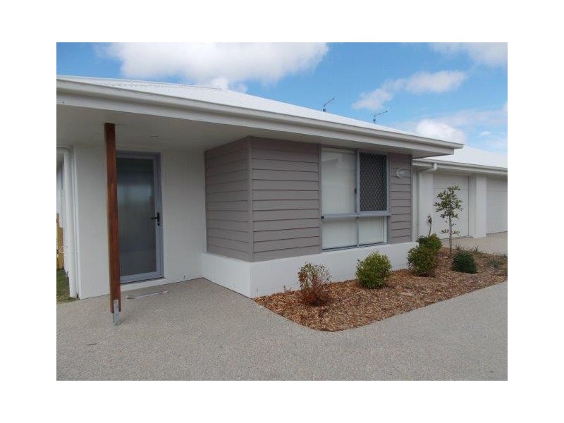 1/59 Caroval Drive, Rural View QLD 4740