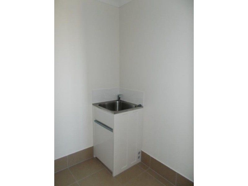 1/59 Caroval Drive, Rural View QLD 4740