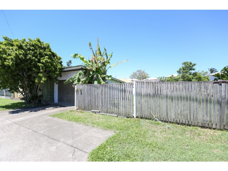 11 Canberra Street, North Mackay QLD 4740