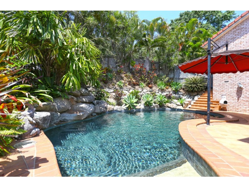 15 Roy Court, Glenella QLD 4740