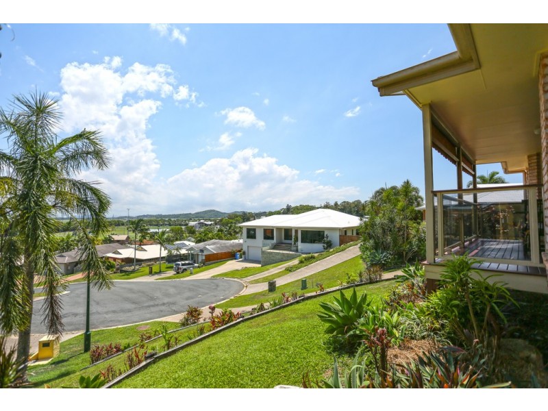15 Roy Court, Glenella QLD 4740