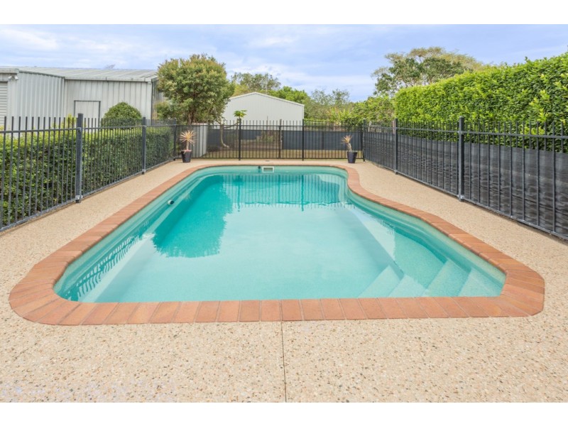 8 Valley Street, North Mackay QLD 4740
