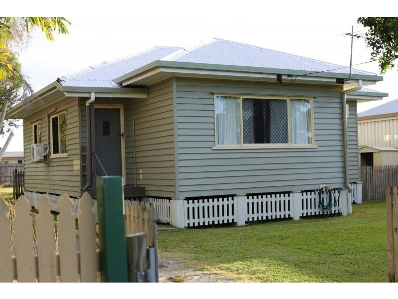 29 Donaldson Street, West Mackay QLD 4740