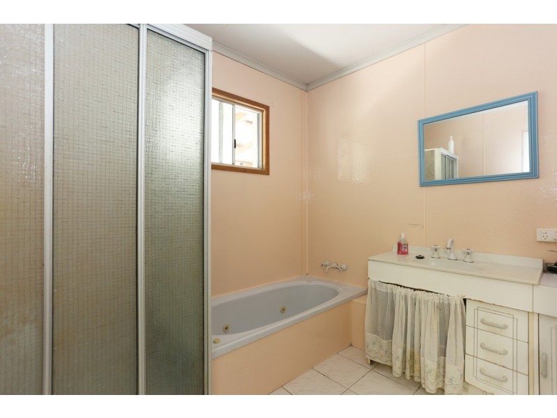 79 Smalleys Beach Road, Cape Hillsborough QLD 4740