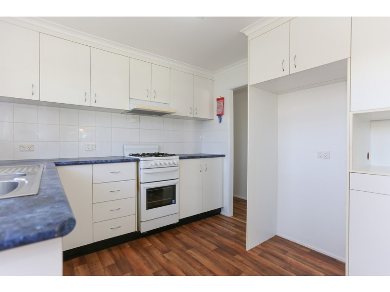 24 Kathleen Street, Sarina QLD 4737