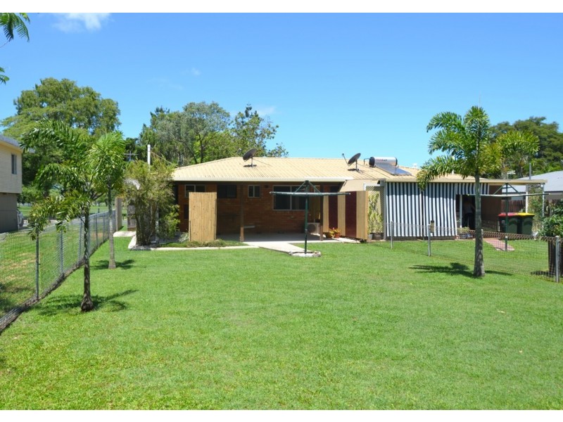 2/11 Tolcher Street, Mount Pleasant QLD 4740