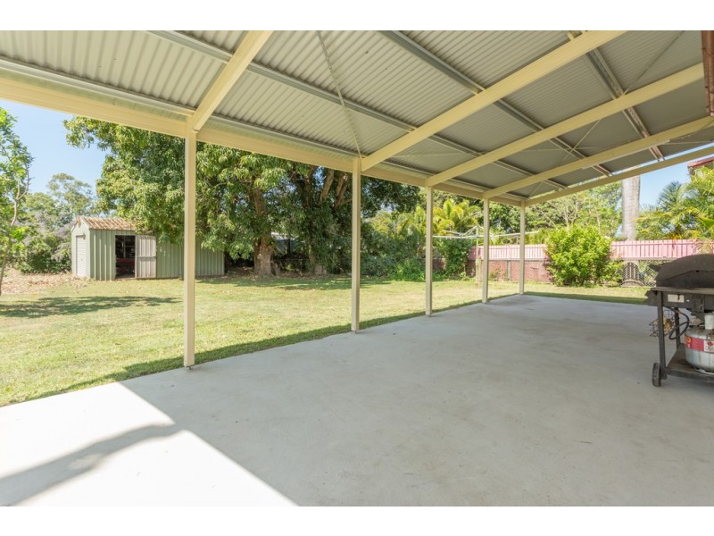 18 Atherton Street, Sarina QLD 4737