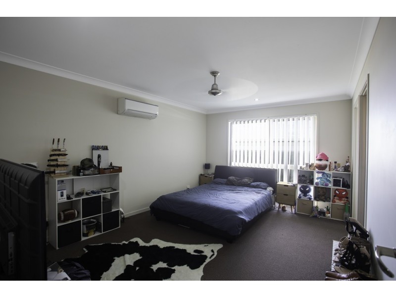 4 Bonney Street, Rural View QLD 4740