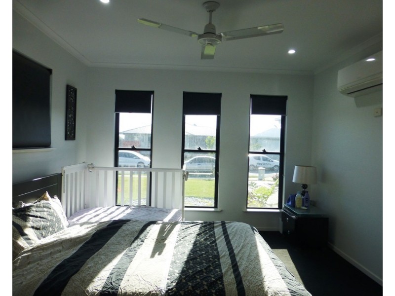 68 Makybe Diva Drive, Ooralea QLD 4740