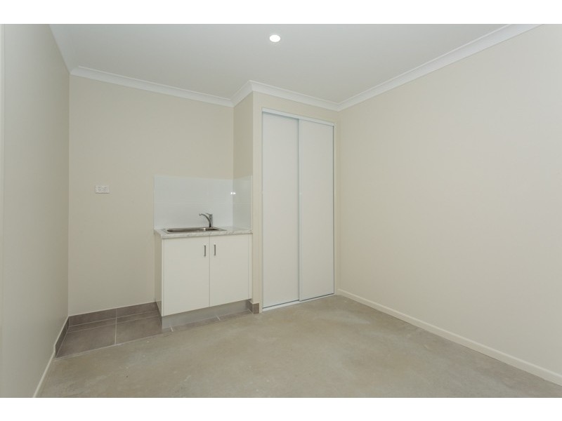 15 Wilson Street, West Mackay QLD 4740