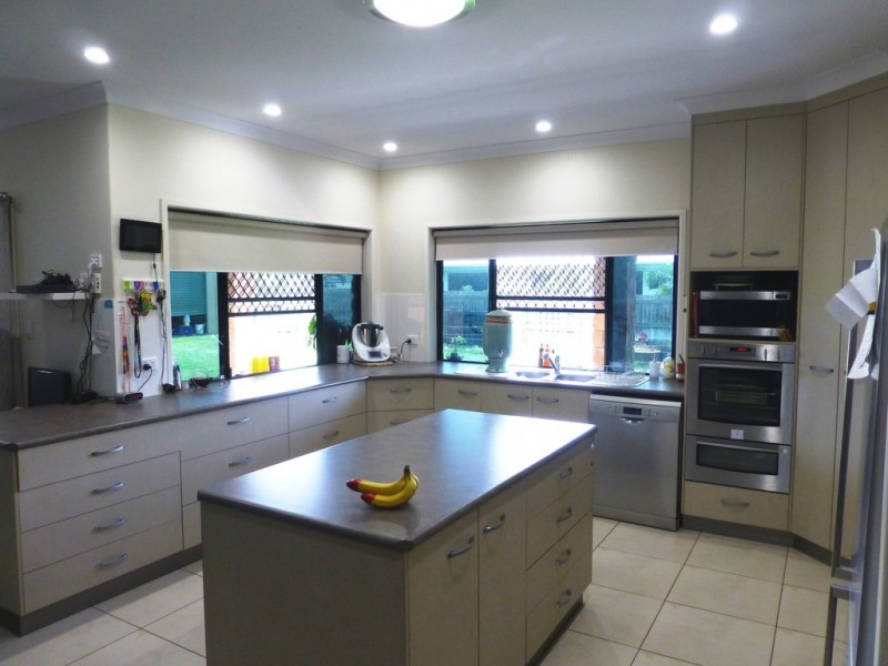 7 Hocking Crescent, Marian QLD 4753