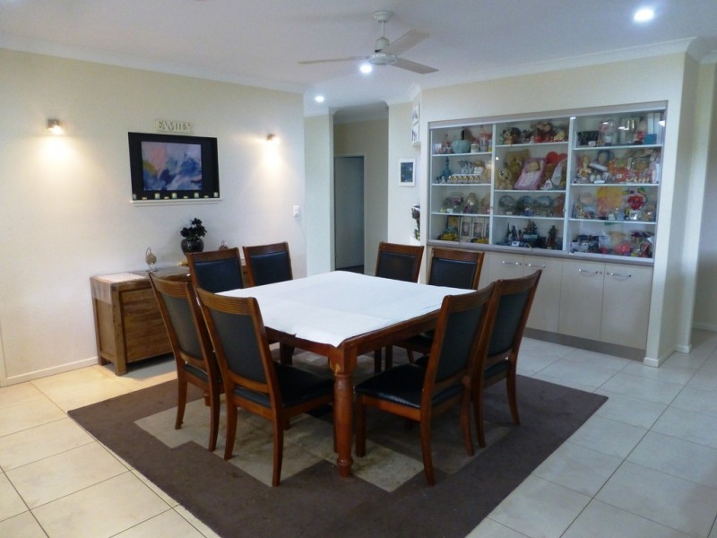 7 Hocking Crescent, Marian QLD 4753