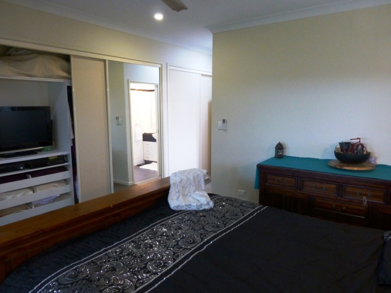 7 Hocking Crescent, Marian QLD 4753