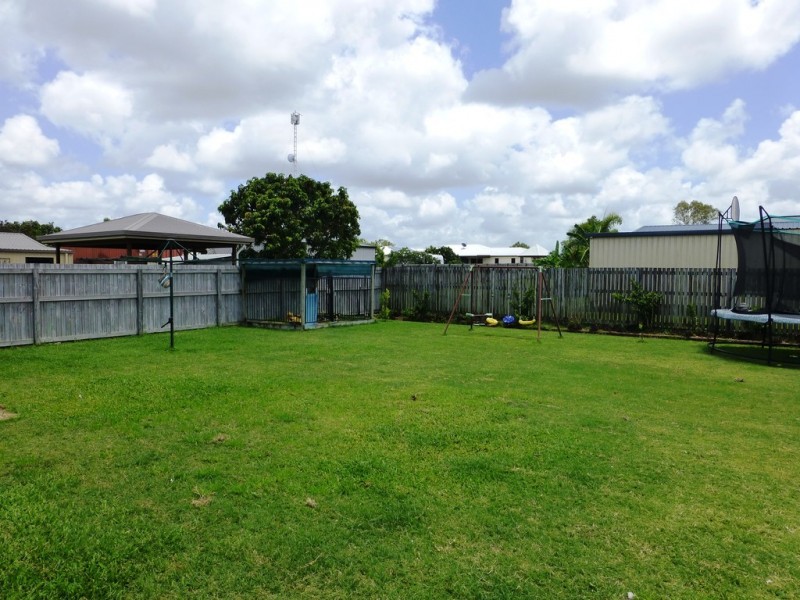 7 Hocking Crescent, Marian QLD 4753