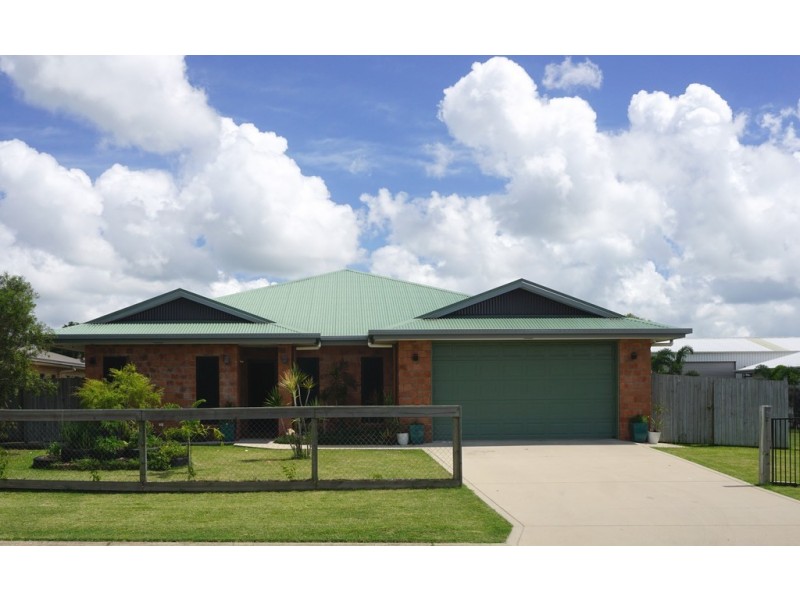 7 Hocking Crescent, Marian QLD 4753