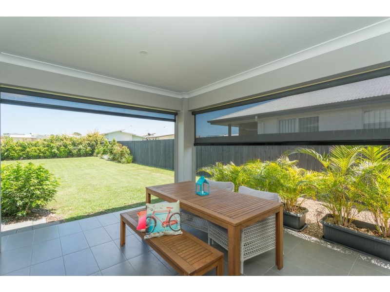 17 Dulcis Drive, Rural View QLD 4740