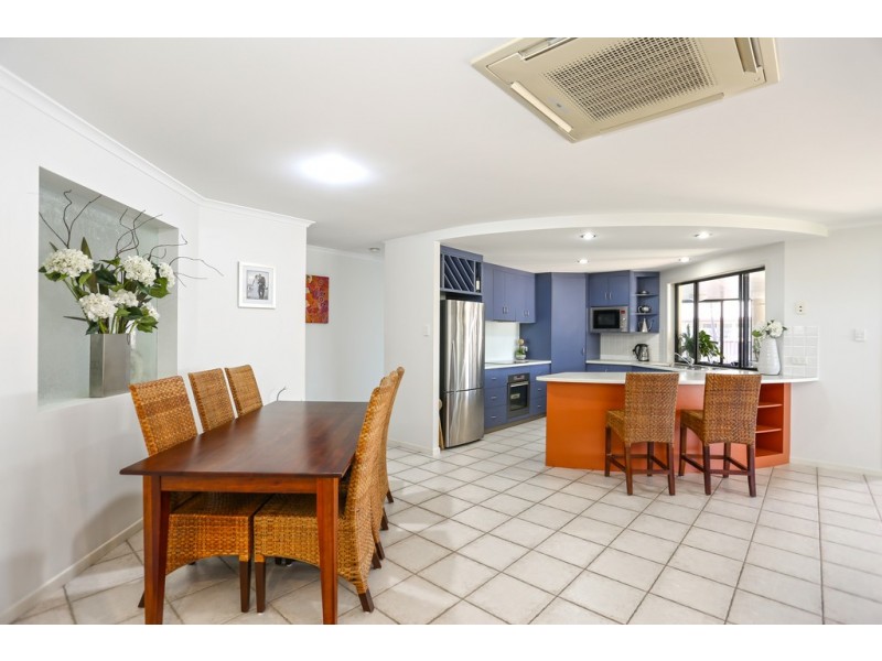 16 Katie Court, Ooralea QLD 4740