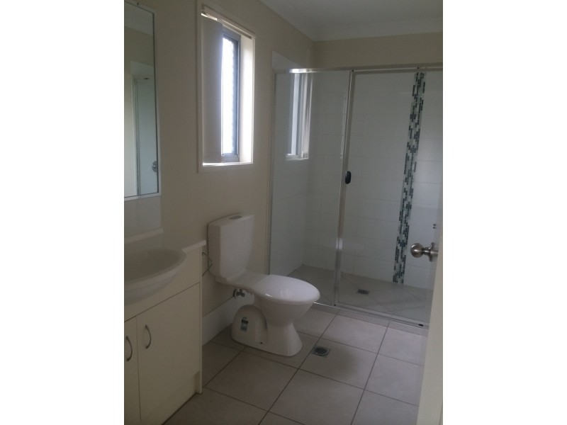27 Scarborough circuit, Blacks Beach QLD 4740