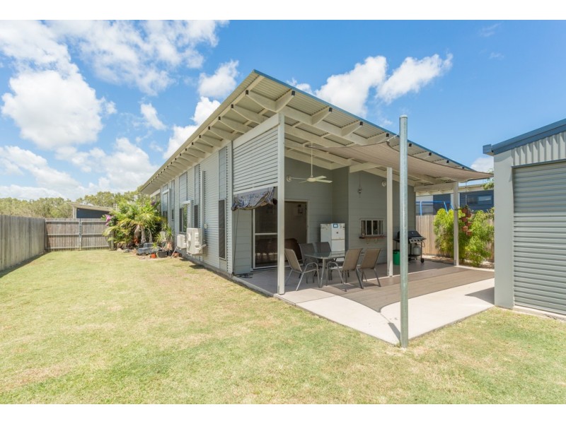 20 Jennifer court, Bucasia QLD 4750