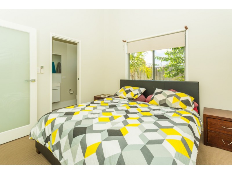 20 Jennifer court, Bucasia QLD 4750