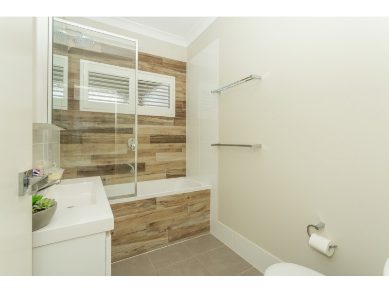 20 Jennifer court, Bucasia QLD 4750