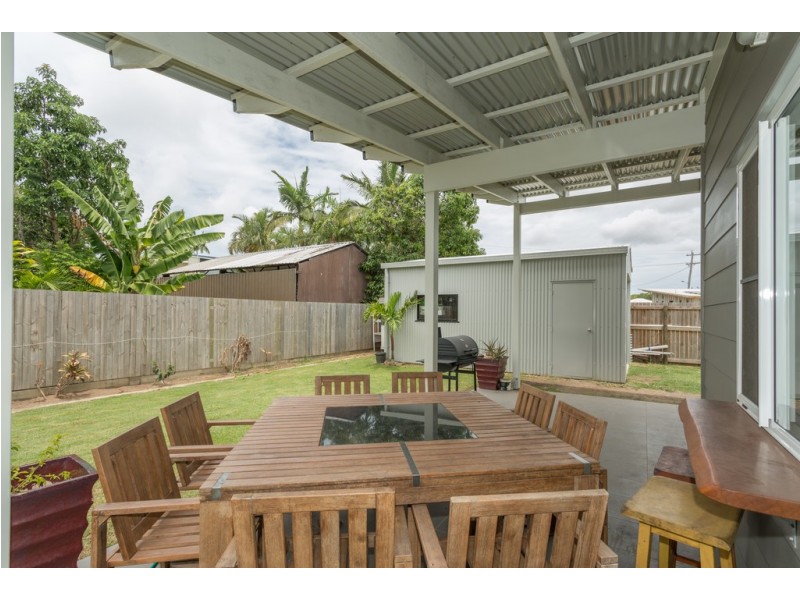 8 Jennifer Court, Bucasia QLD 4750
