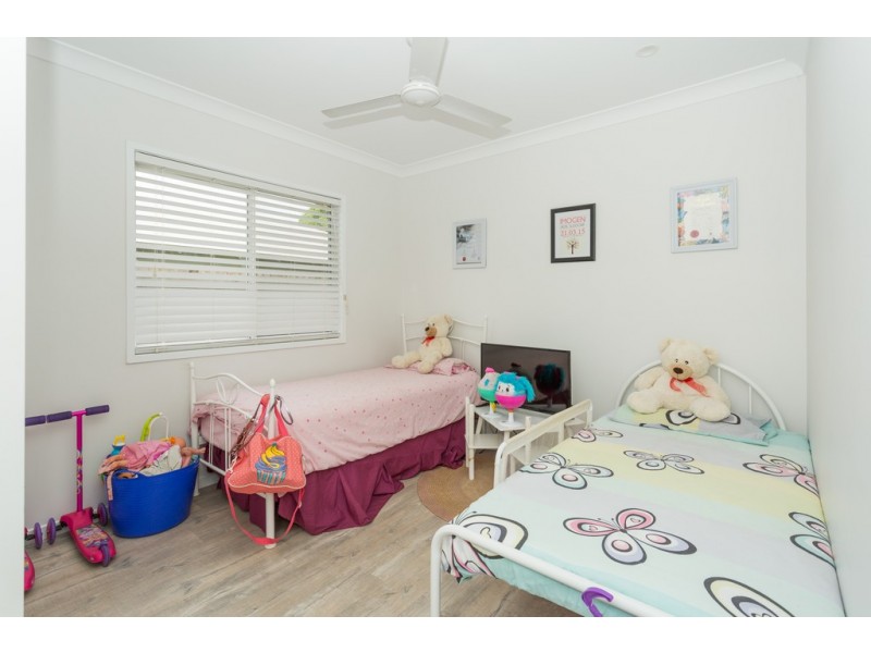 8 Jennifer Court, Bucasia QLD 4750