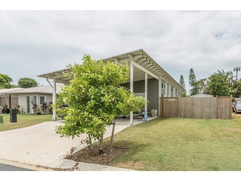 8 Jennifer Court, Bucasia QLD 4750