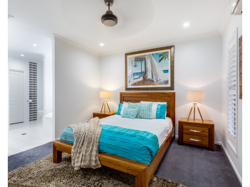 13 Reef Parade, East Mackay QLD 4740