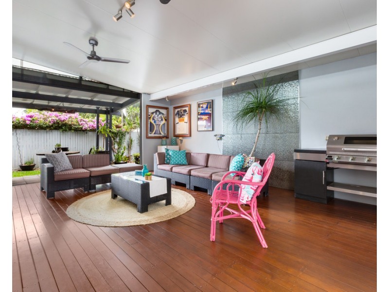 13 Reef Parade, East Mackay QLD 4740