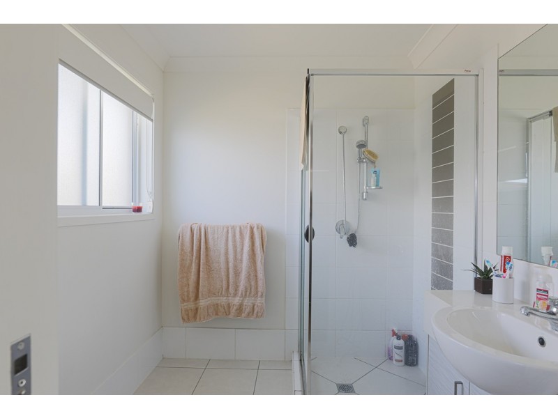23 Hinze Circuit, Rural View QLD 4740