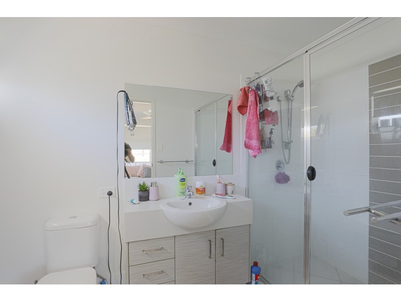23 Hinze Circuit, Rural View QLD 4740