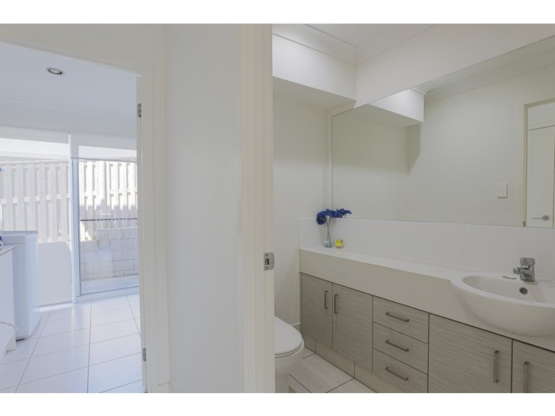 23 Hinze Circuit, Rural View QLD 4740