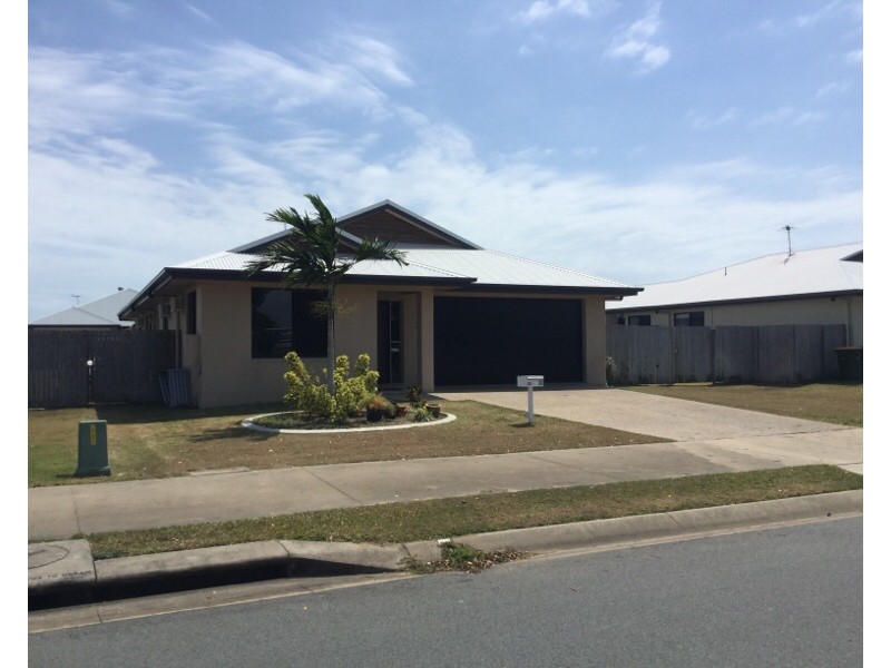 32 Stone Drive, Shoal Point QLD 4750