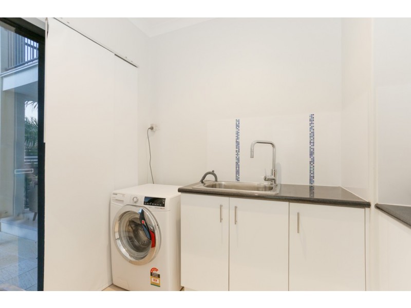 11 Coral Ridge Drive, Eimeo QLD 4740