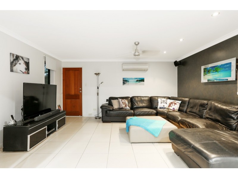 11 Coral Ridge Drive, Eimeo QLD 4740