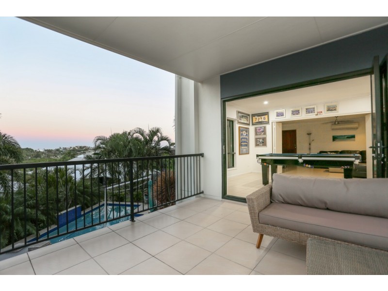 11 Coral Ridge Drive, Eimeo QLD 4740