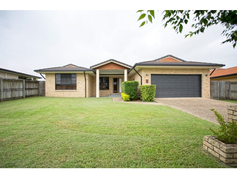 8 Bonsai Court, Glenella QLD 4740