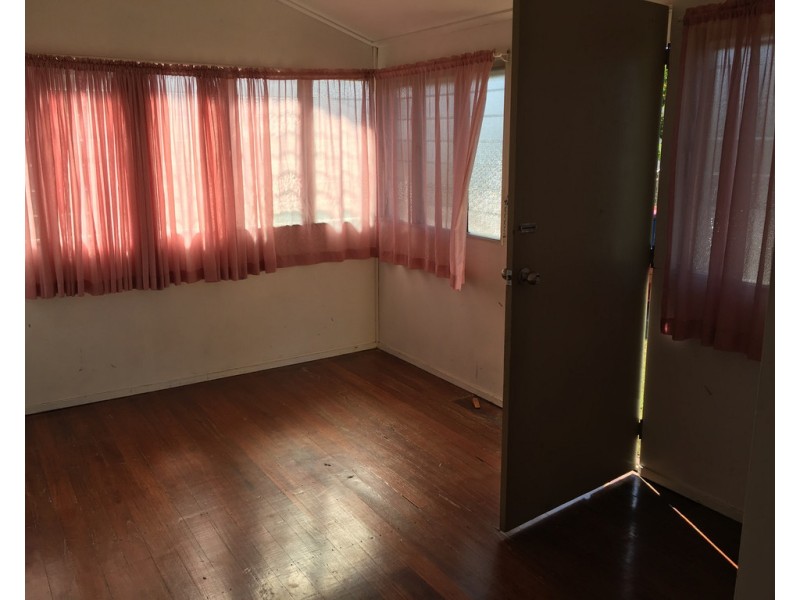 17 Milne Lane, West Mackay QLD 4740