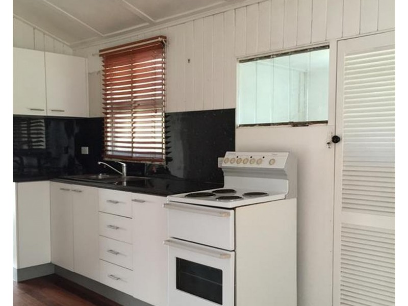 17 Milne Lane, West Mackay QLD 4740