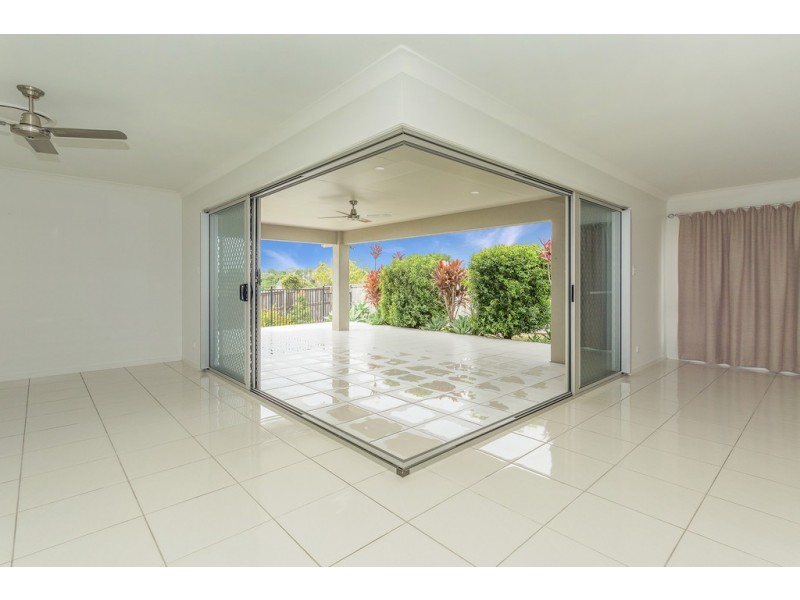 16 Kerrisdale Crescent, Beaconsfield QLD 4740